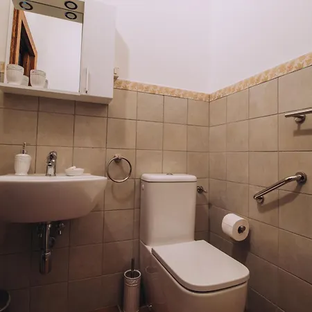 The Baron's Estate Torre de' Passeri