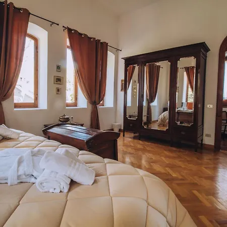 The Baron's Estate 4* Torre de' Passeri