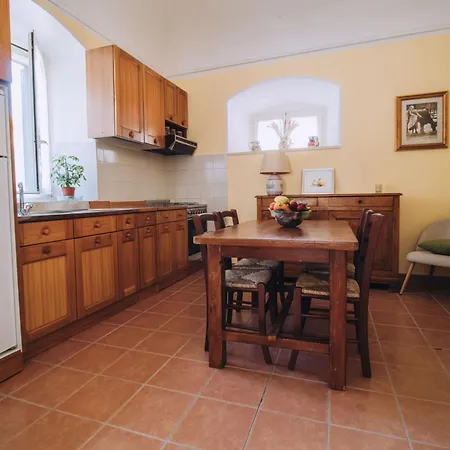 Guest house The Baron's Estate Torre de' Passeri